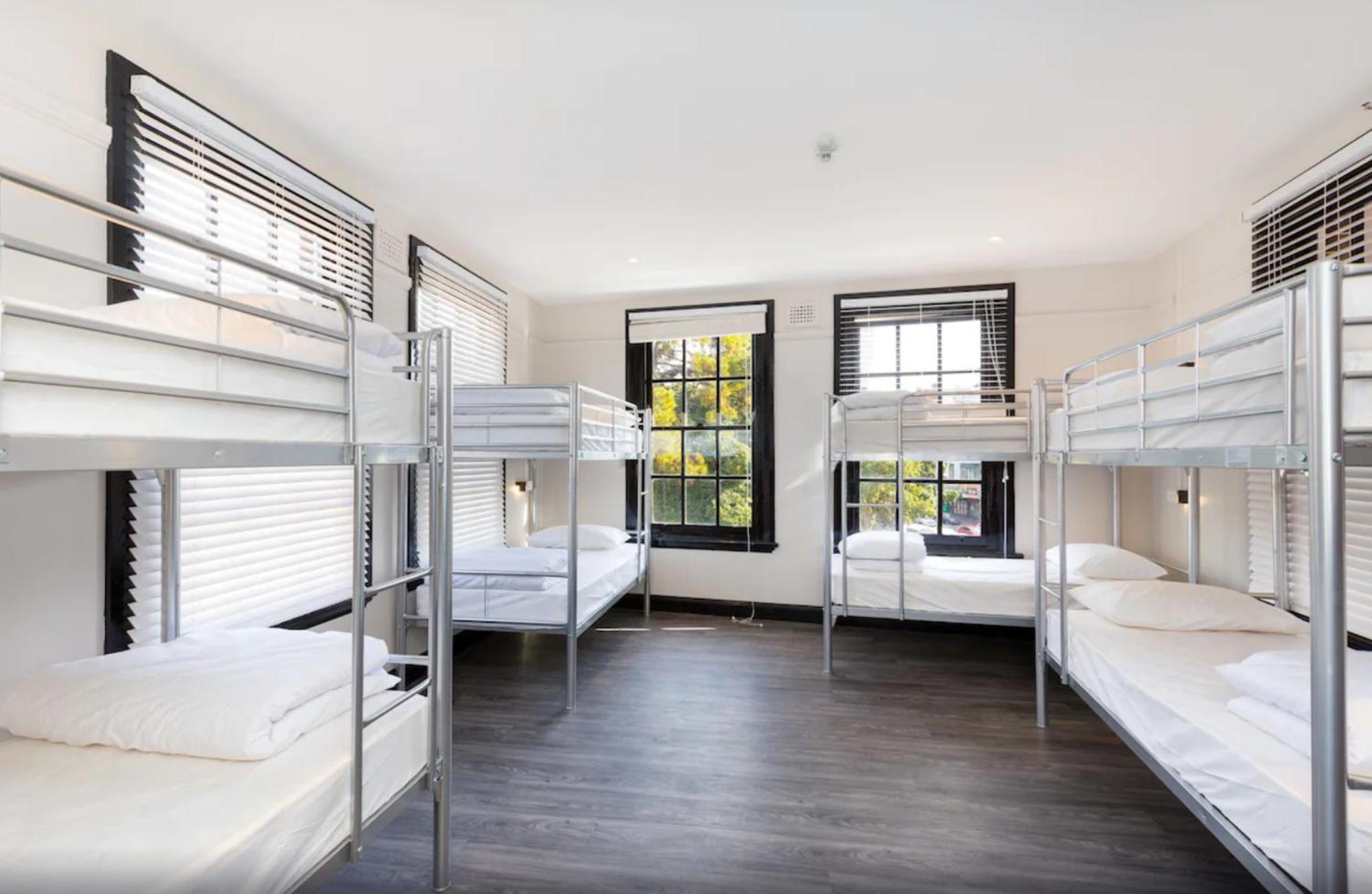 The Lansdowne Hotel Сидней Экстерьер фото
