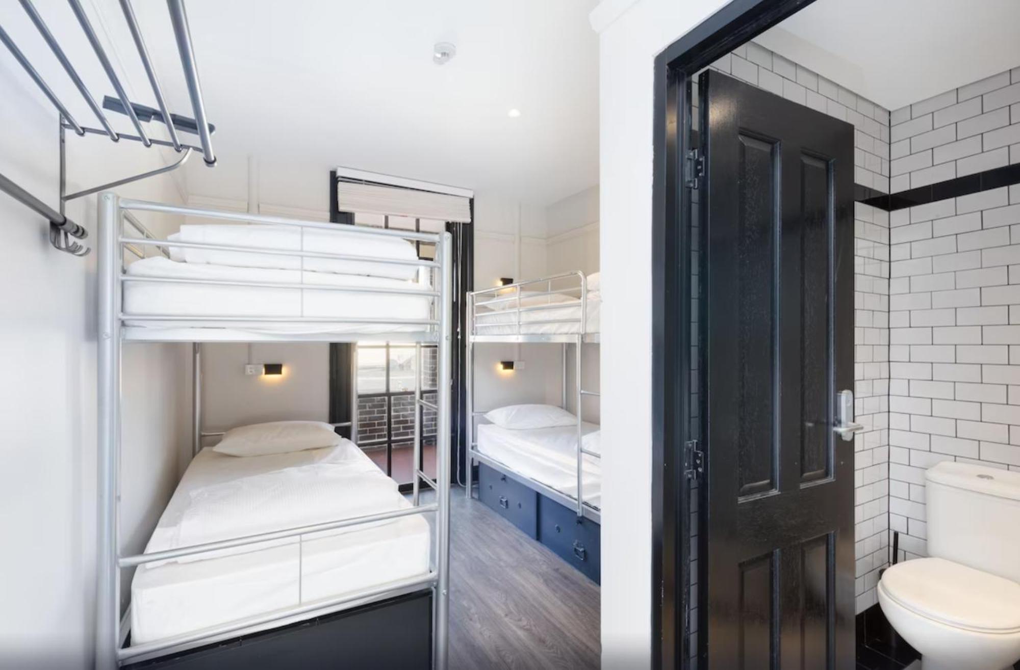 The Lansdowne Hotel Сидней Экстерьер фото